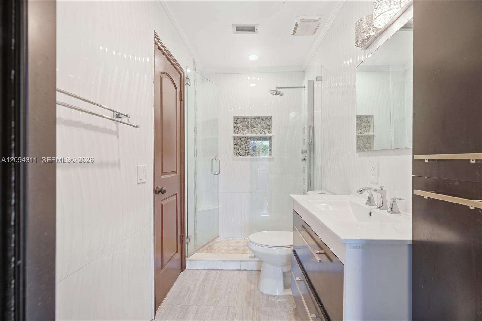 Miami | 19901 Highland Lakes Blvd N/A | Picture 32