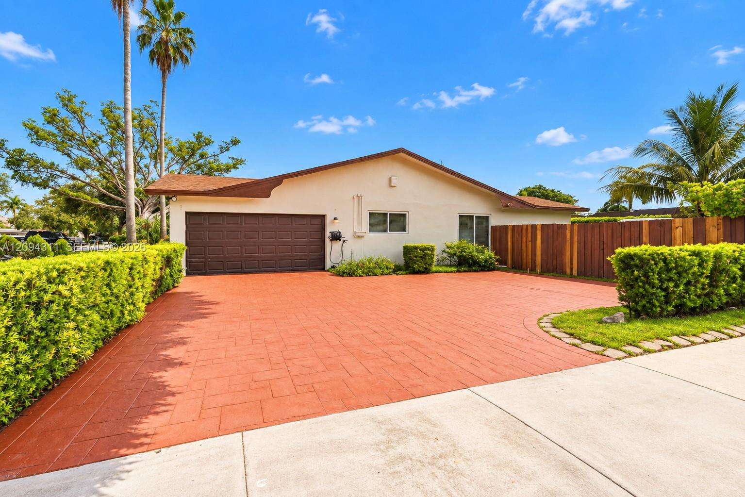 Miami | 19901 Highland Lakes Blvd N/A | Picture 5