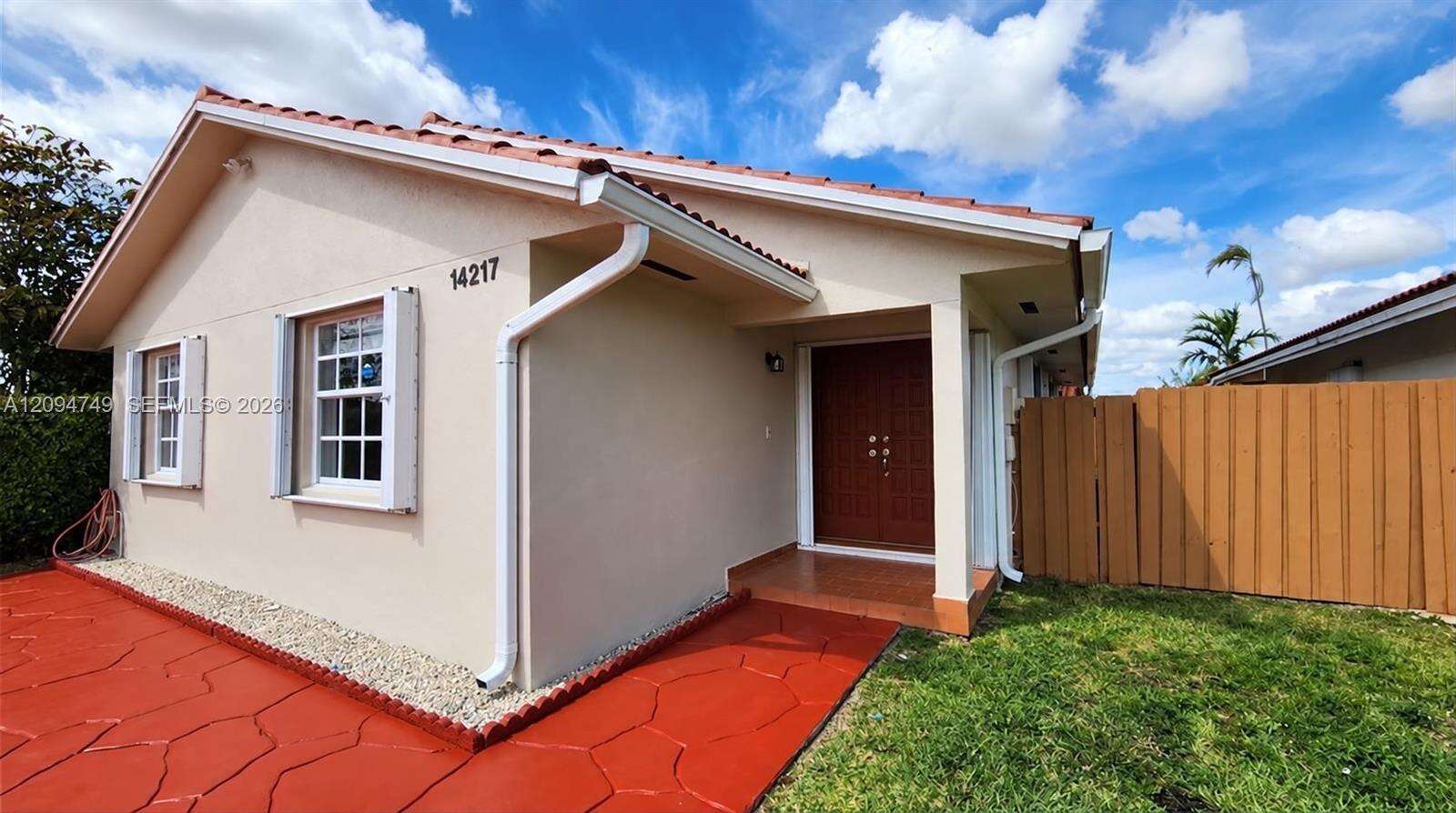 Miami | 14217 48th Ln N/A | Picture 2