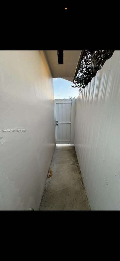 Miami | 14217 48th Ln N/A | Picture 10