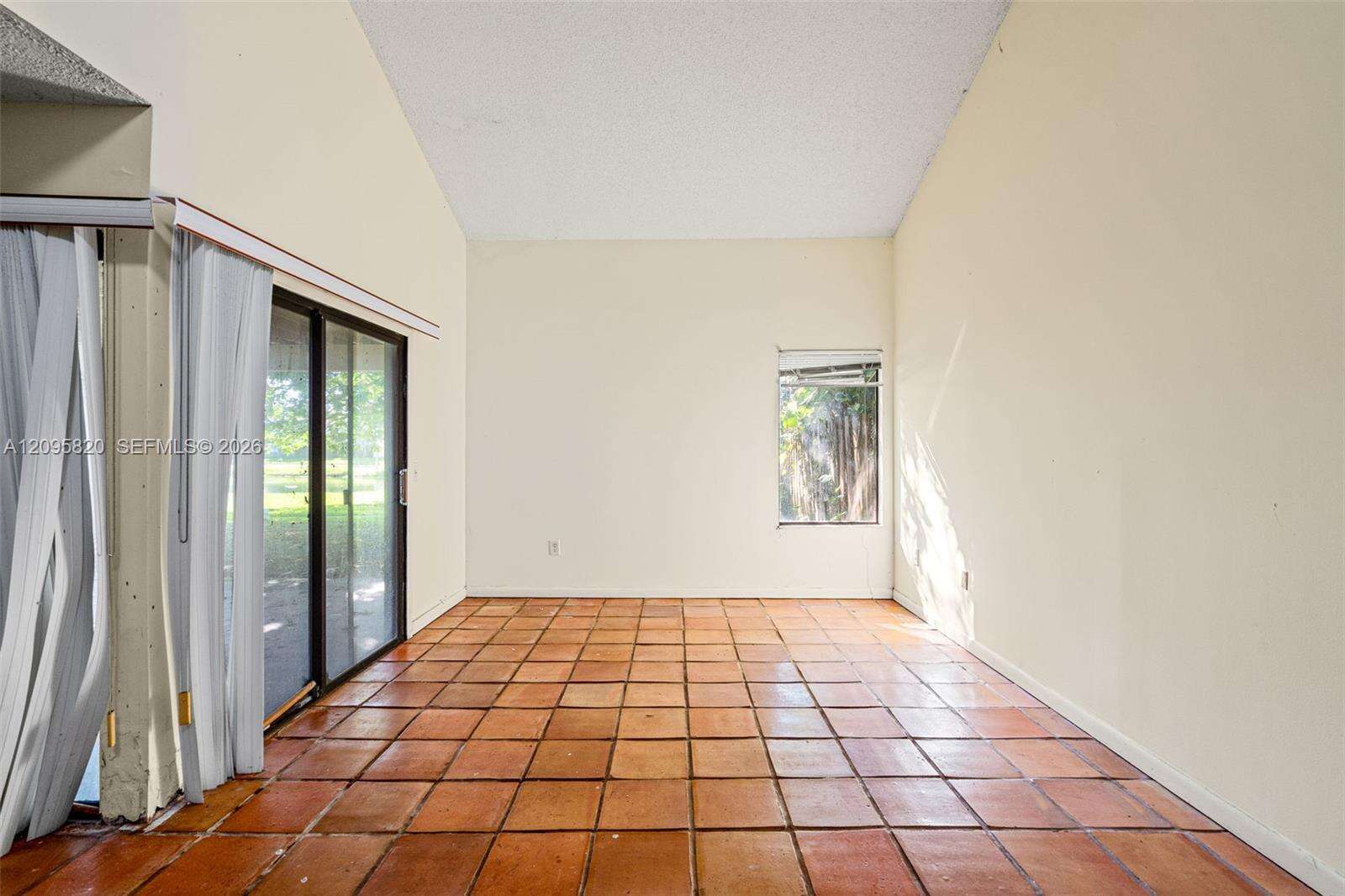 Miami | 10618 148th Ave Dr N/A | Picture 9