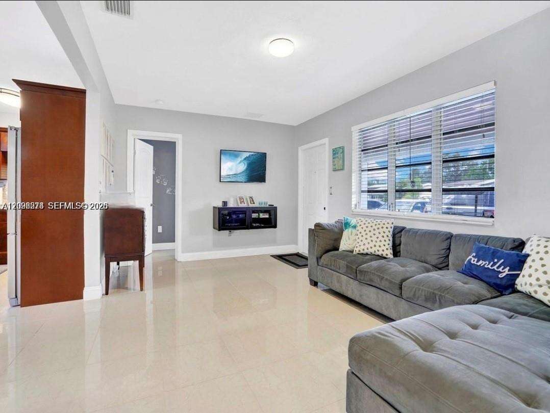 Pembroke Pines | 6930 12th St N/A | Picture 14