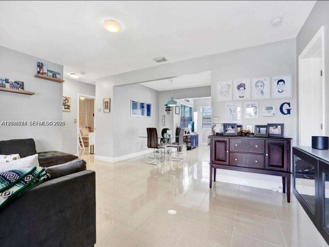 Pembroke Pines | 6930 12th St N/A | Picture 19