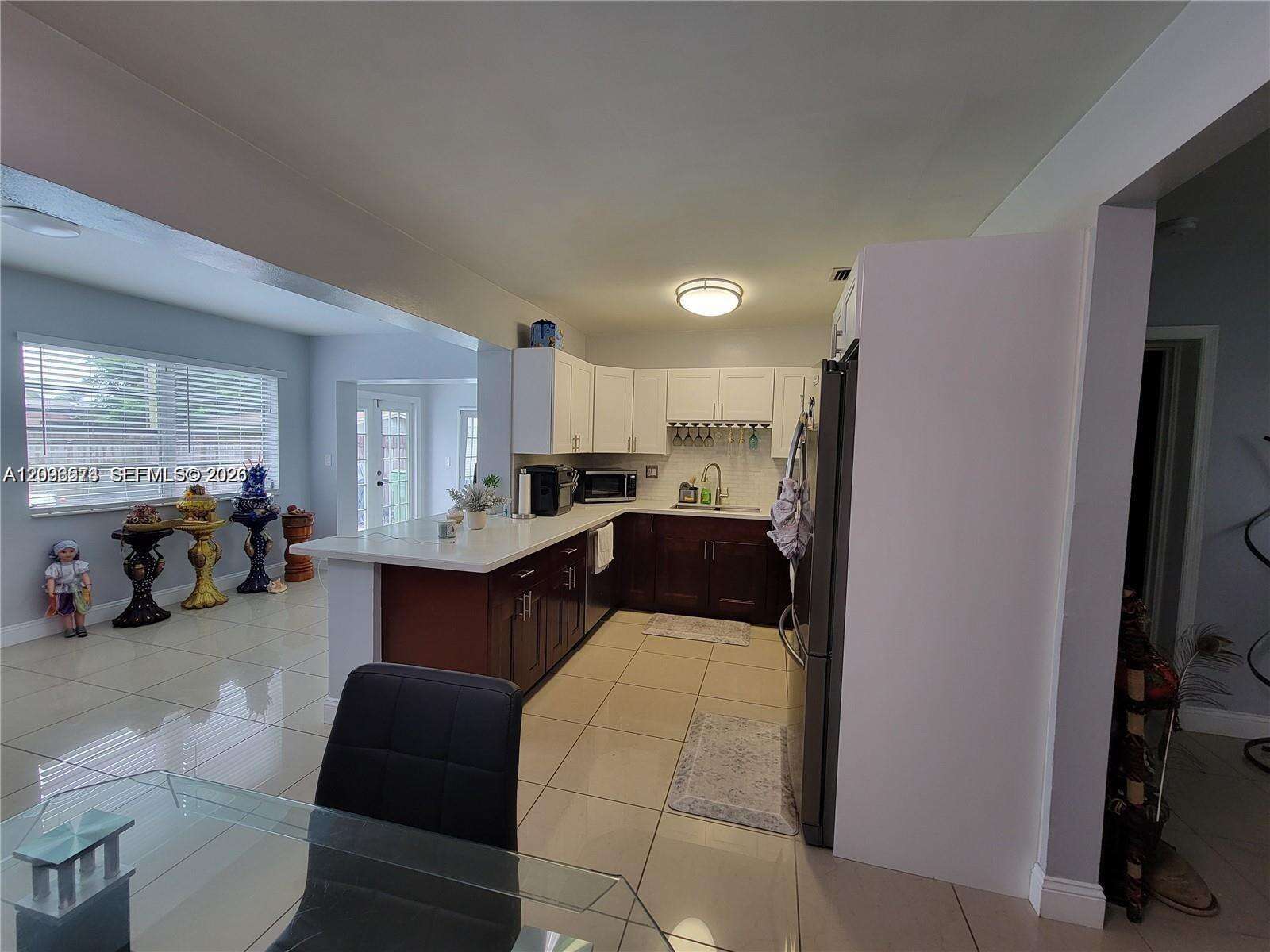 Pembroke Pines | 6930 12th St N/A | Picture 8