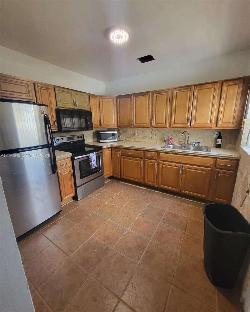 Miami | 6700 30th St N/A | Picture 5