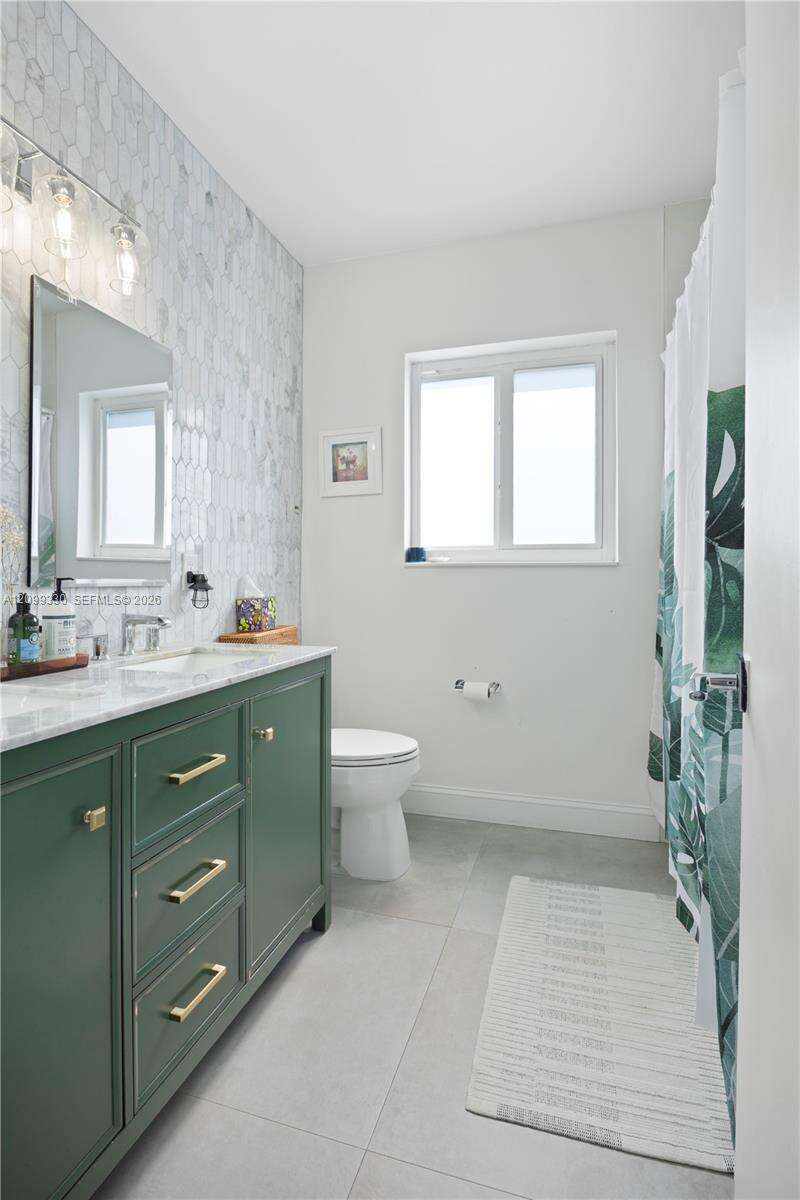 Miami Shores | 1400 NE 104 Street N/A | Picture 4