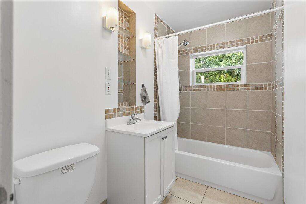 Oakland Park | 411 52nd N/A | Picture 12
