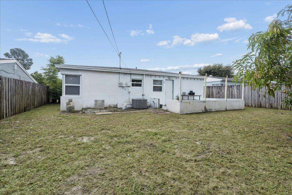 Oakland Park | 411 52nd N/A | Picture 15
