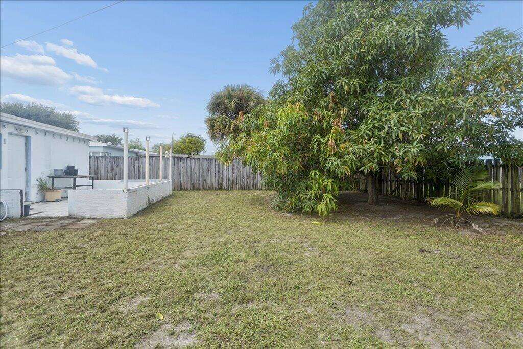 Oakland Park | 411 52nd N/A | Picture 16