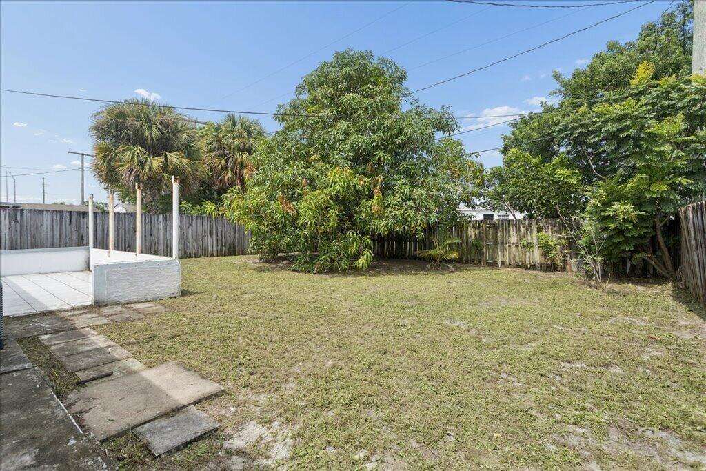 Oakland Park | 411 52nd N/A | Picture 17