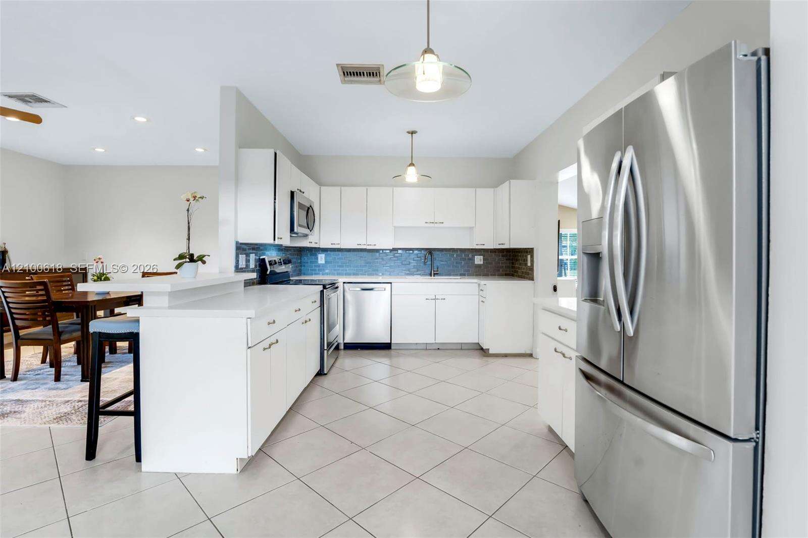 Hollywood | 3225 Arthur Ter N/A | Picture 3