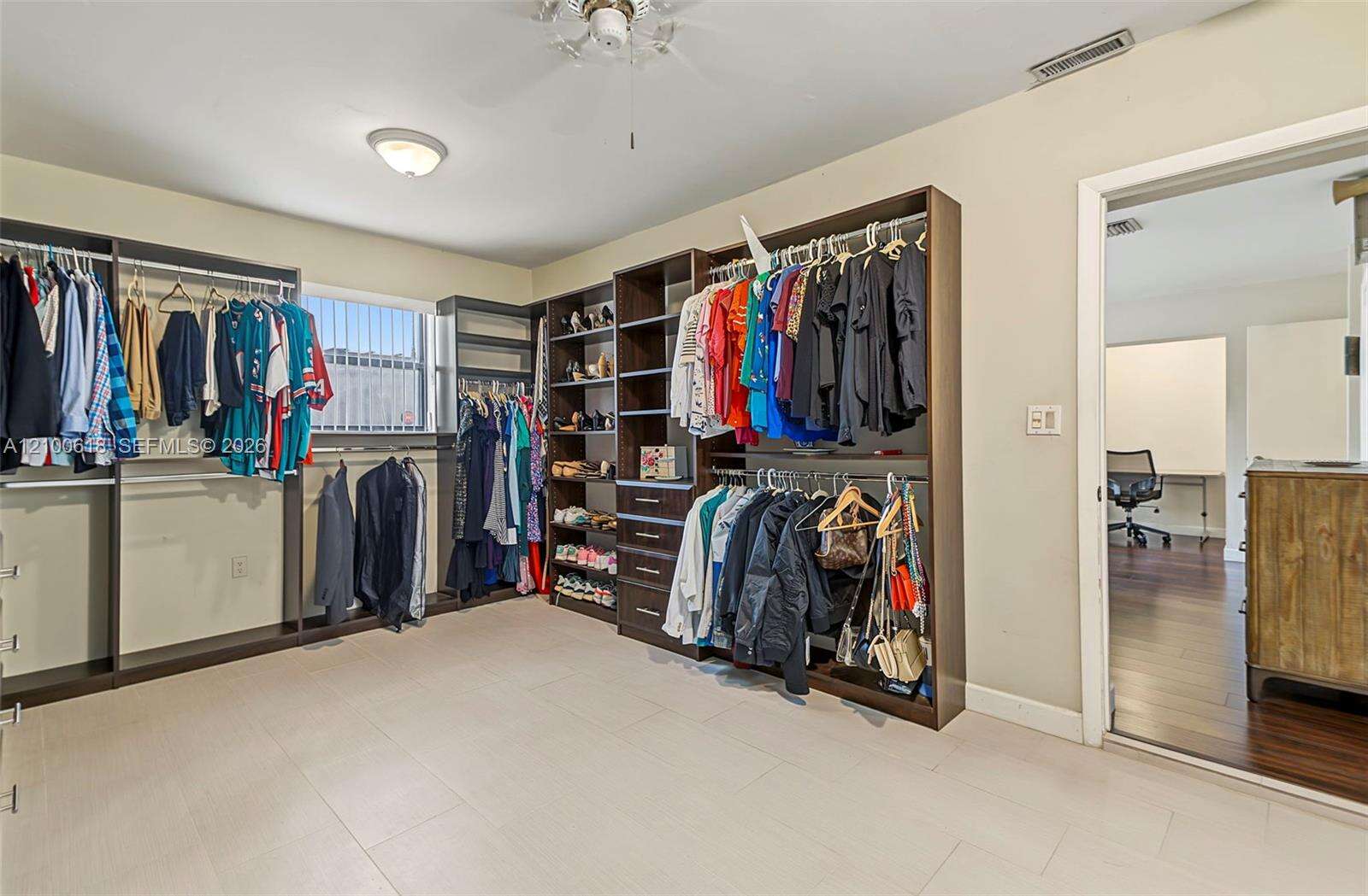 Hollywood | 3225 Arthur Ter N/A | Picture 23