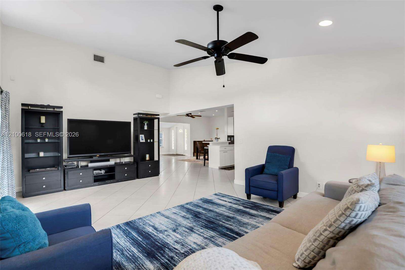 Hollywood | 3225 Arthur Ter N/A | Picture 9