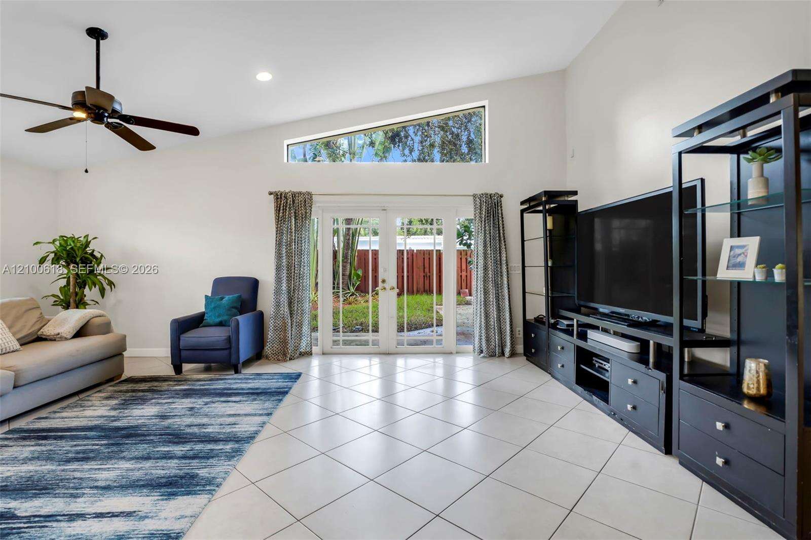 Hollywood | 3225 Arthur Ter N/A | Picture 10