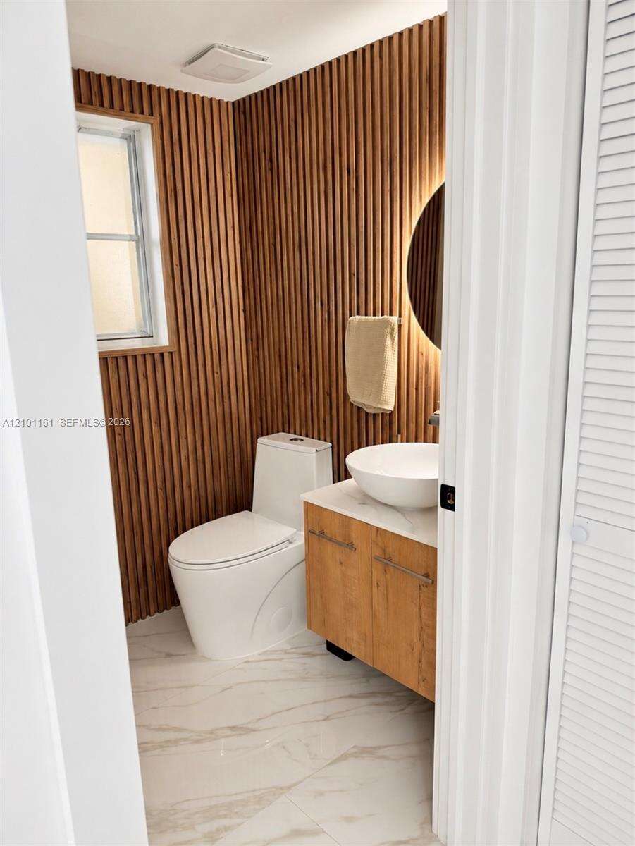 Miami | 16065 86th Ln N/A | Picture 13