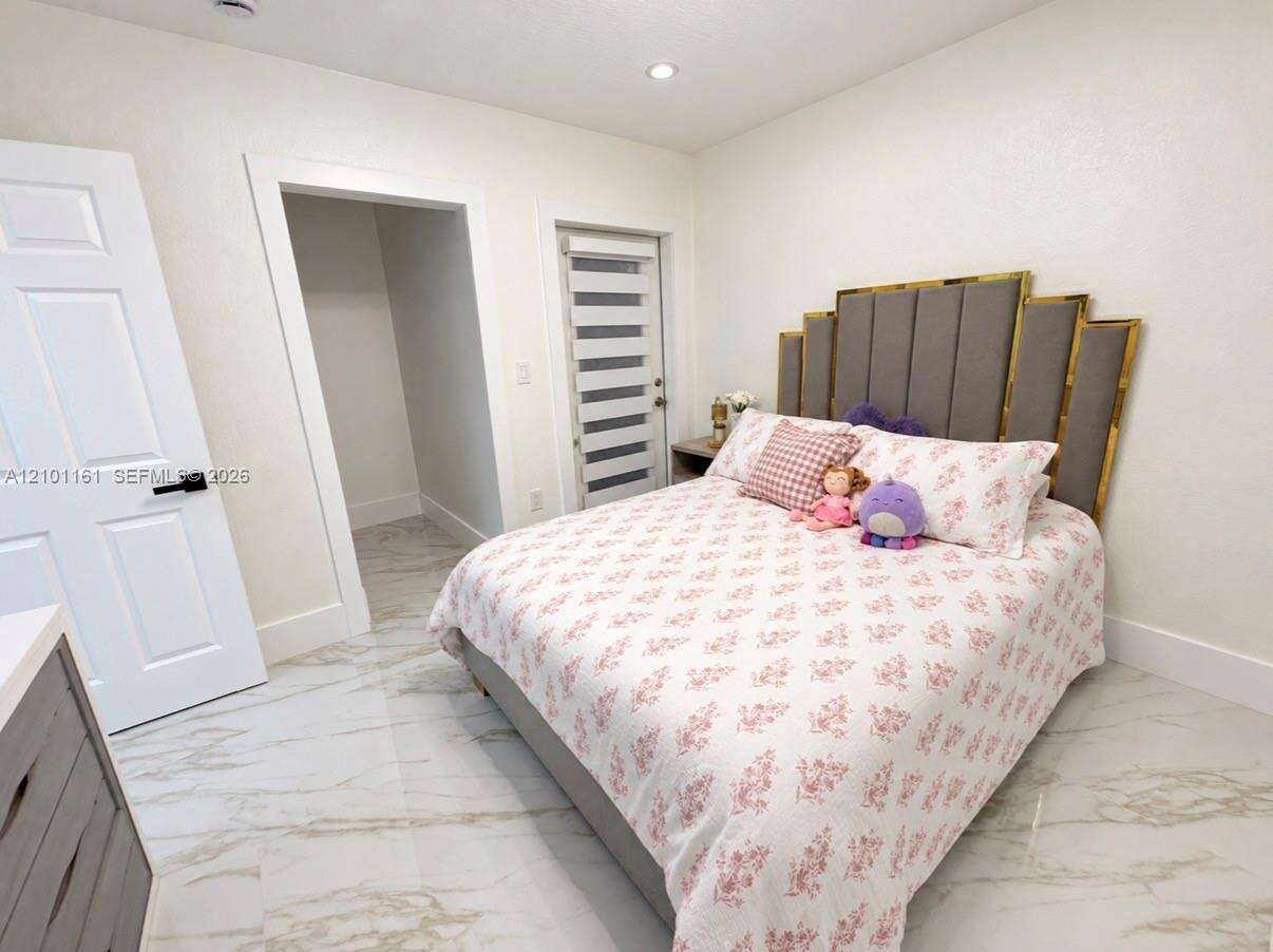 Miami | 16065 86th Ln N/A | Picture 19