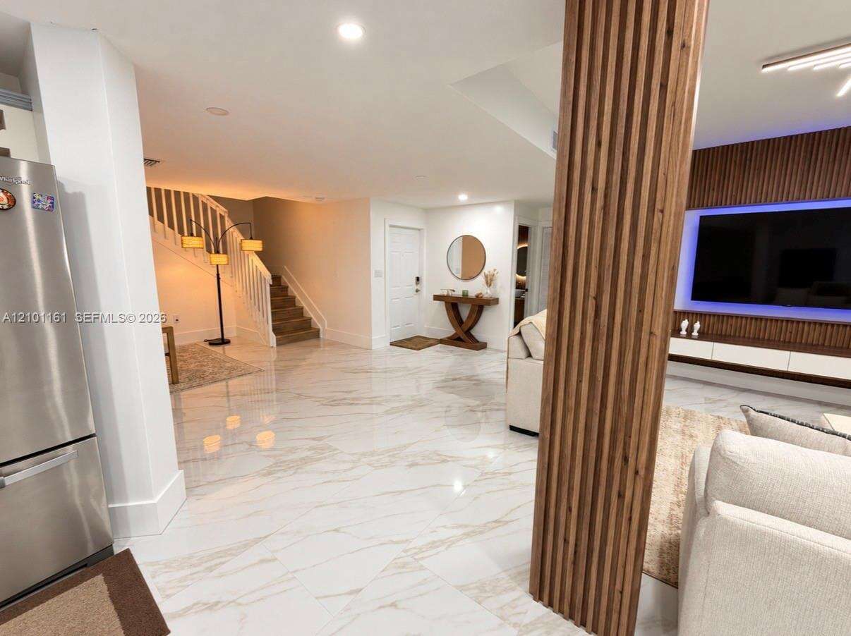 Miami | 16065 86th Ln N/A | Picture 3