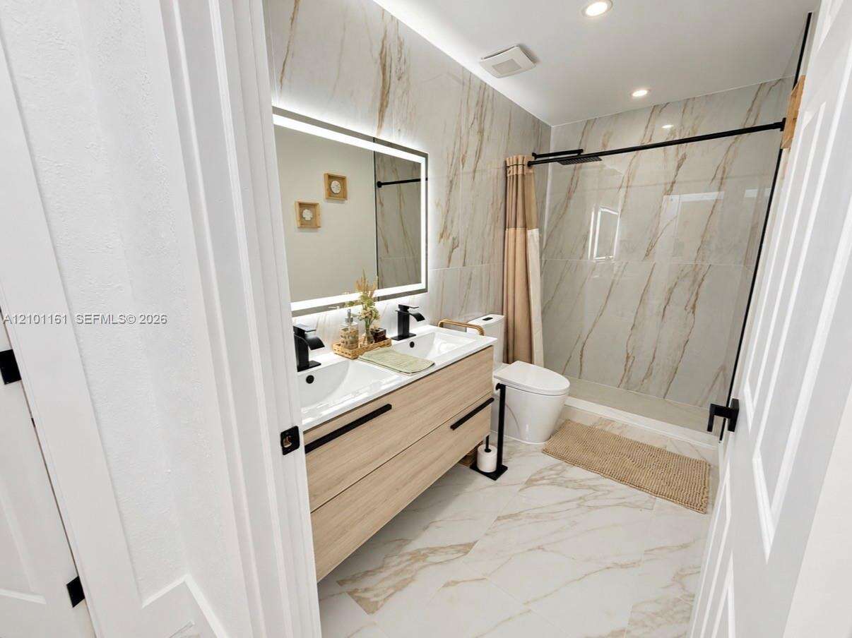Miami | 16065 86th Ln N/A | Picture 23