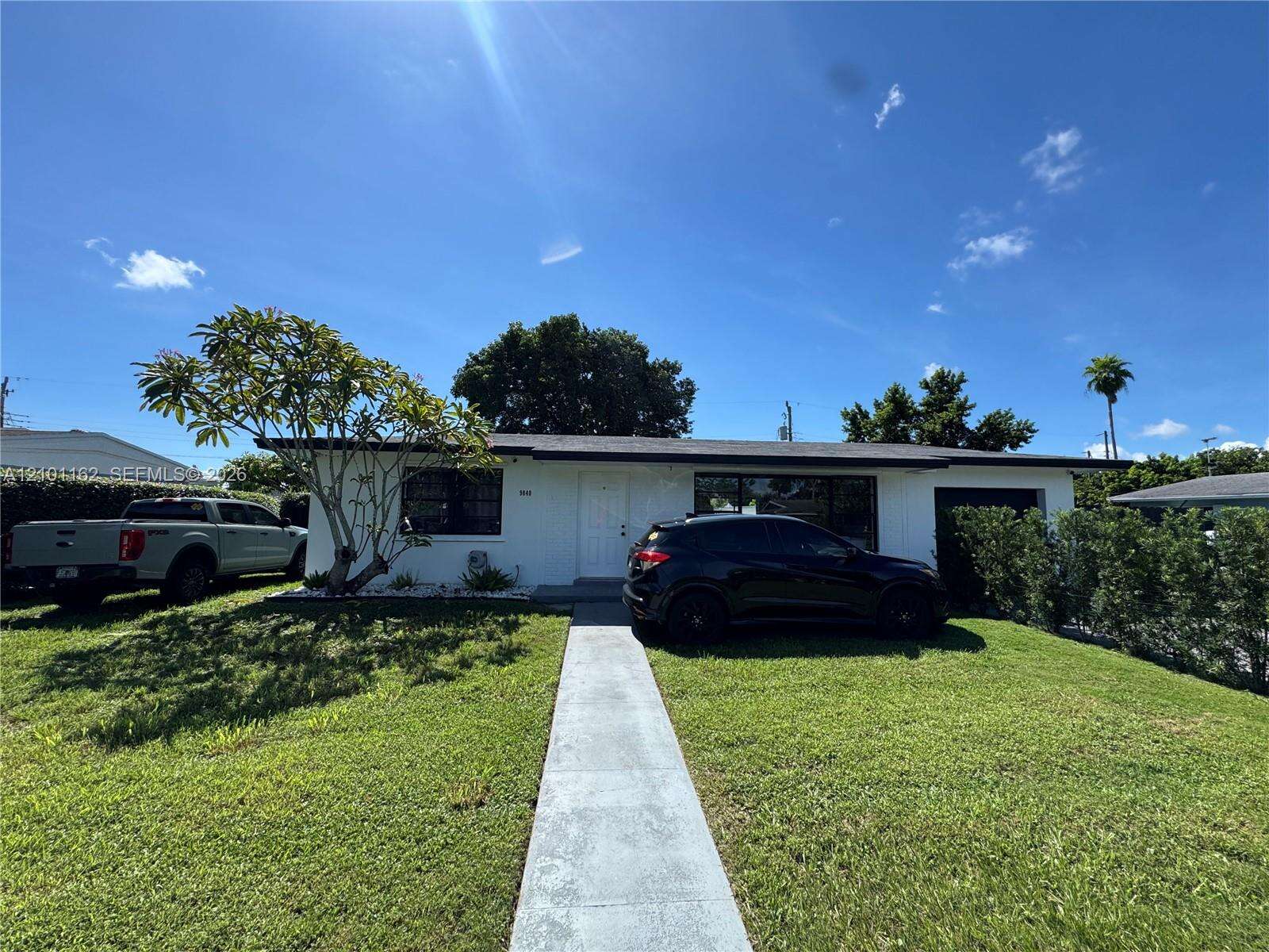 Miami | 9840 166th St N/A | Picture 1