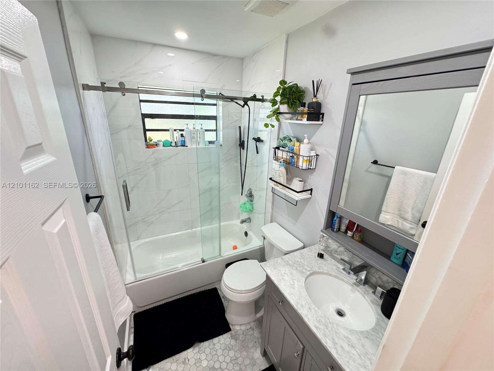 Miami | 9840 166th St N/A | Picture 15