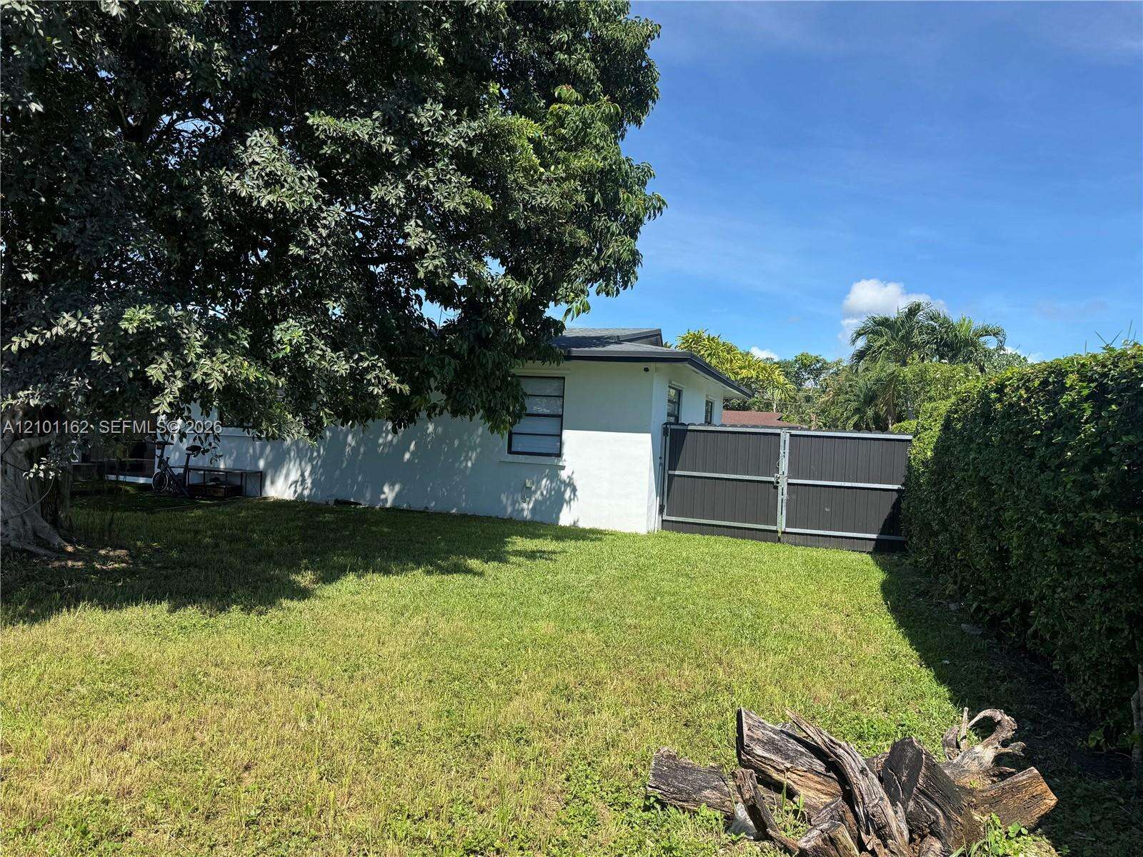 Miami | 9840 166th St N/A | Picture 21
