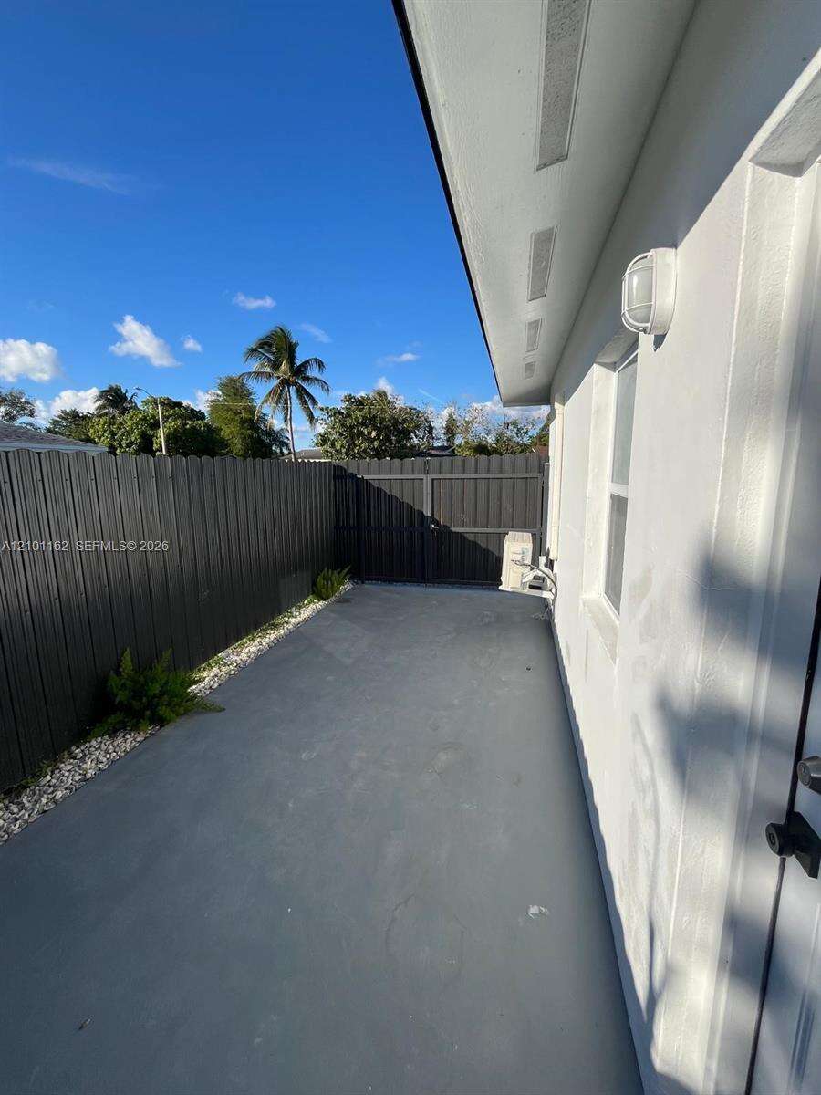 Miami | 9840 166th St N/A | Picture 27