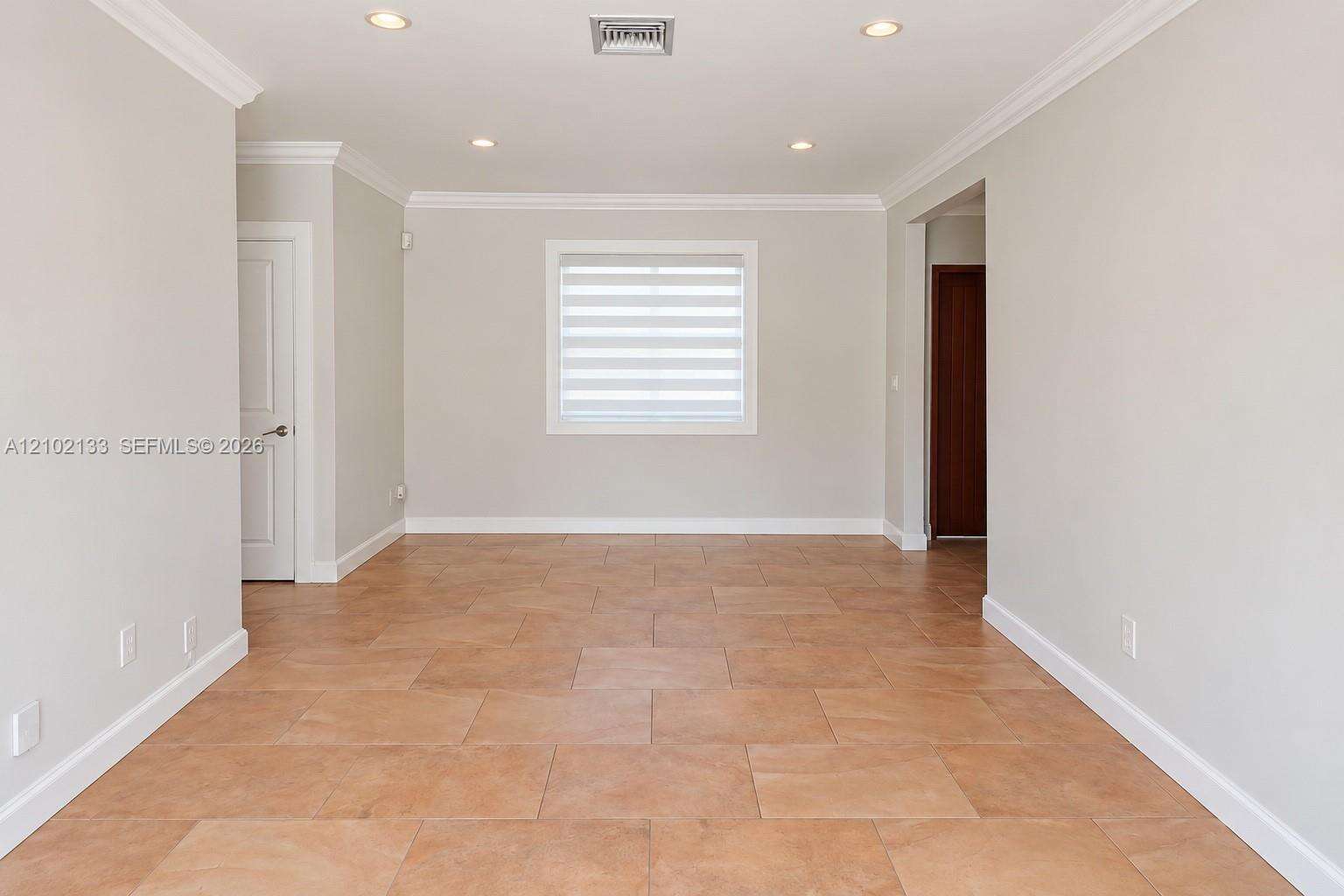 Miami | 8620 85th Ave N/A | Picture 26