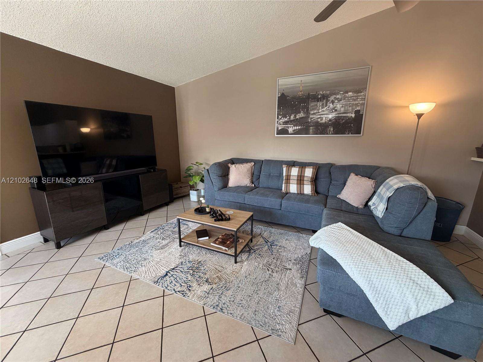 Hialeah |   N/A | Picture 7
