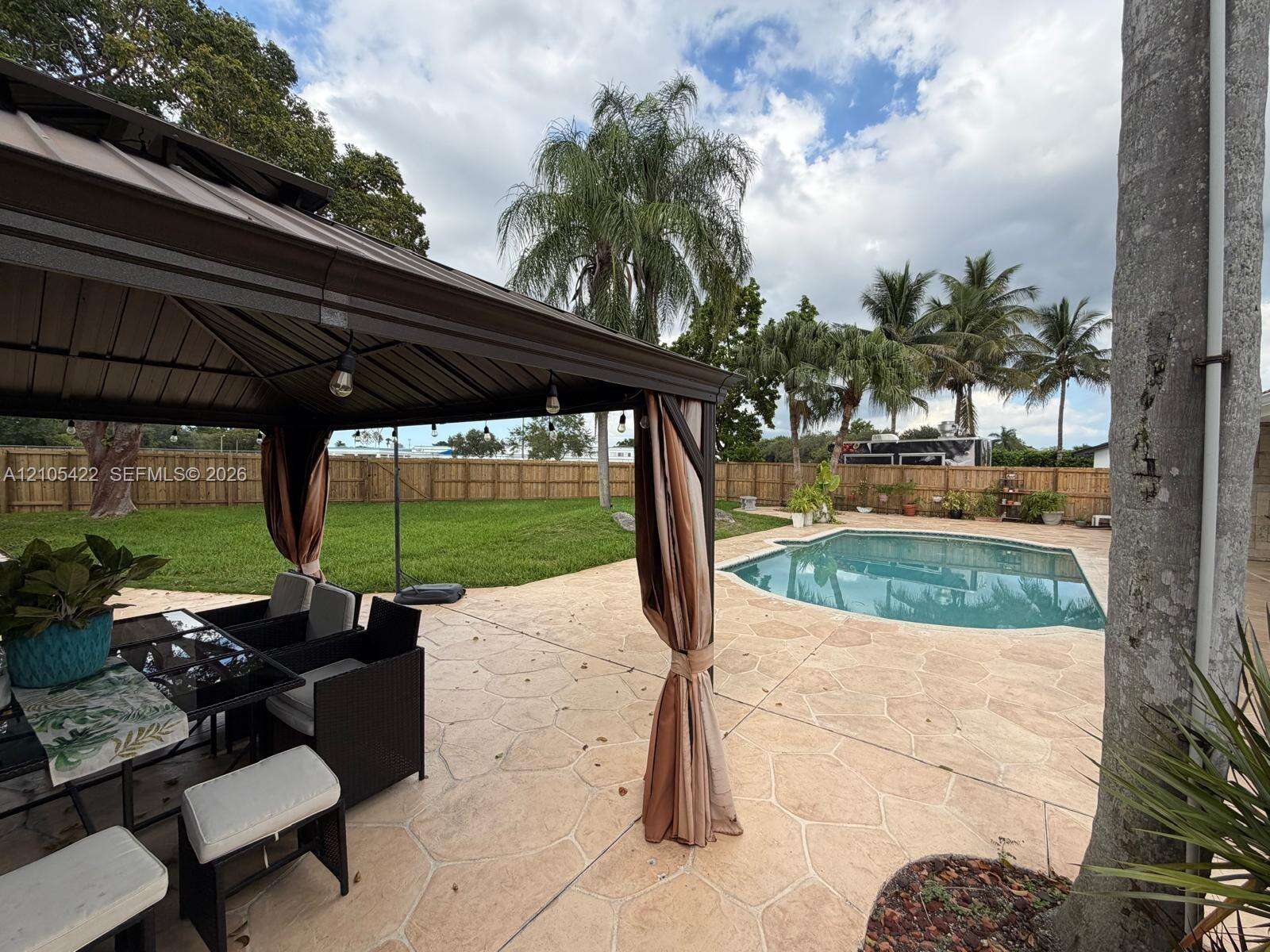 Miami | 14631 150th St N/A | Picture 37