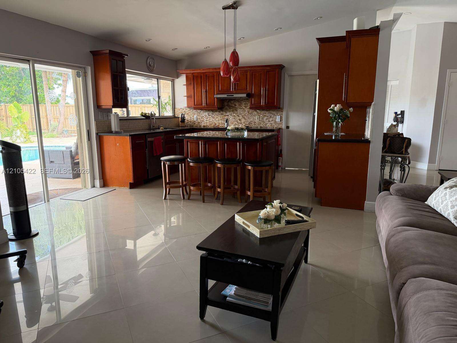 Miami | 14631 150th St N/A | Picture 7