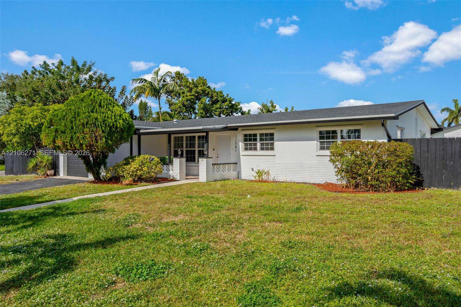 Pembroke Pines | 11041 21st St N/A | Picture 2