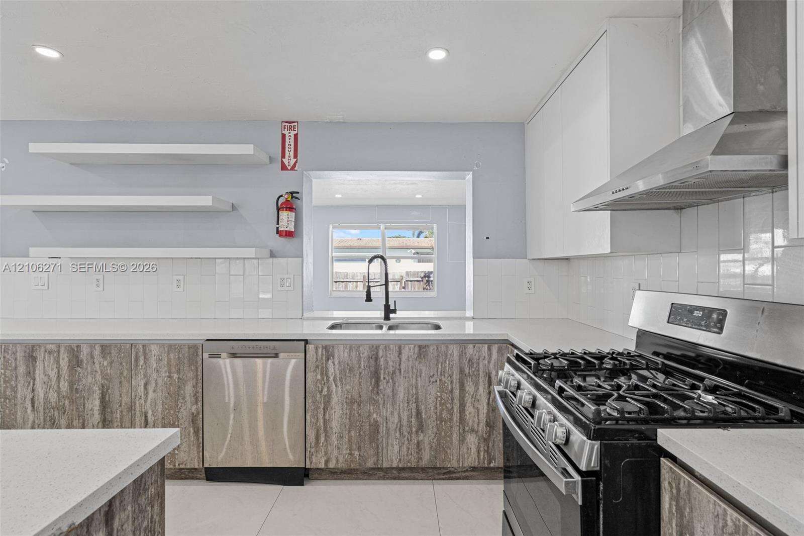 Pembroke Pines | 11041 21st St N/A | Picture 16