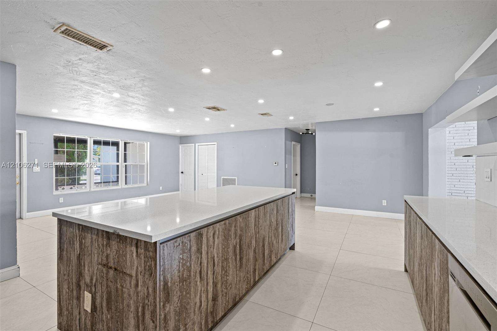 Pembroke Pines | 11041 21st St N/A | Picture 17