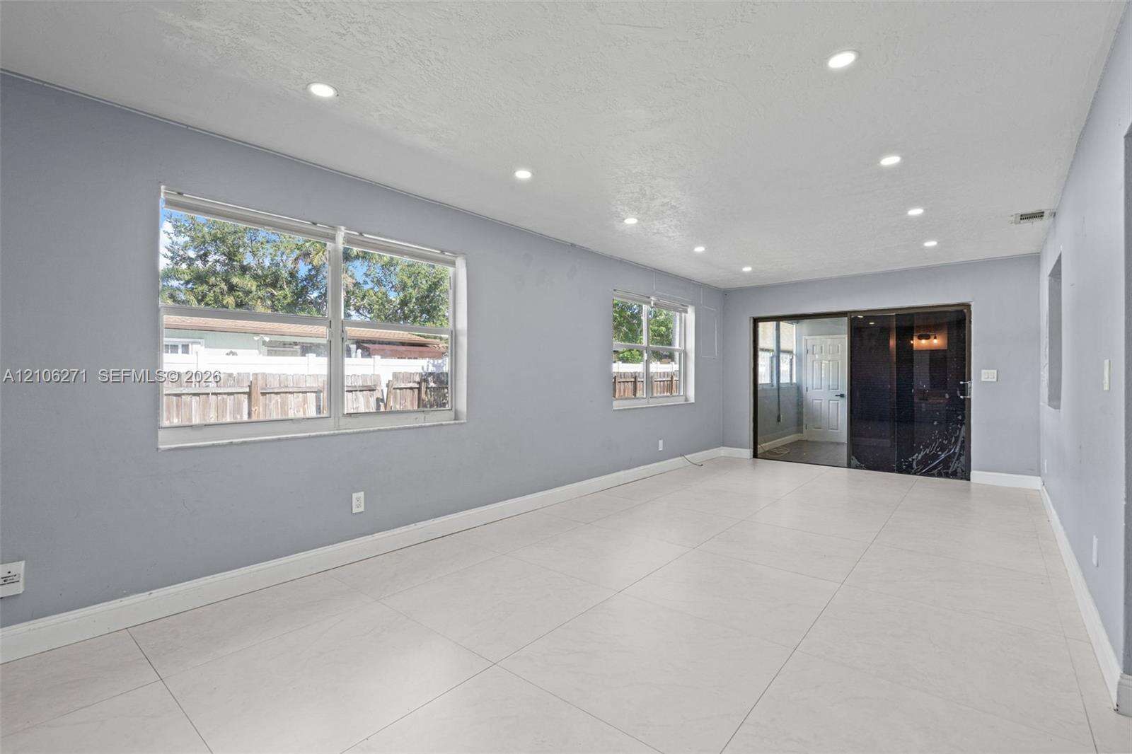 Pembroke Pines | 11041 21st St N/A | Picture 18