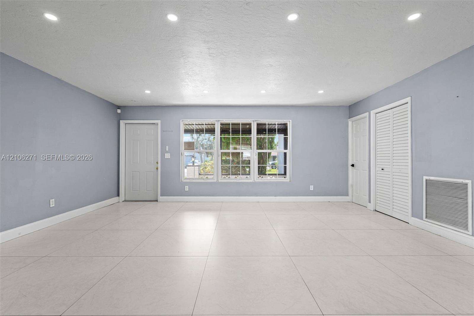 Pembroke Pines | 11041 21st St N/A | Picture 8