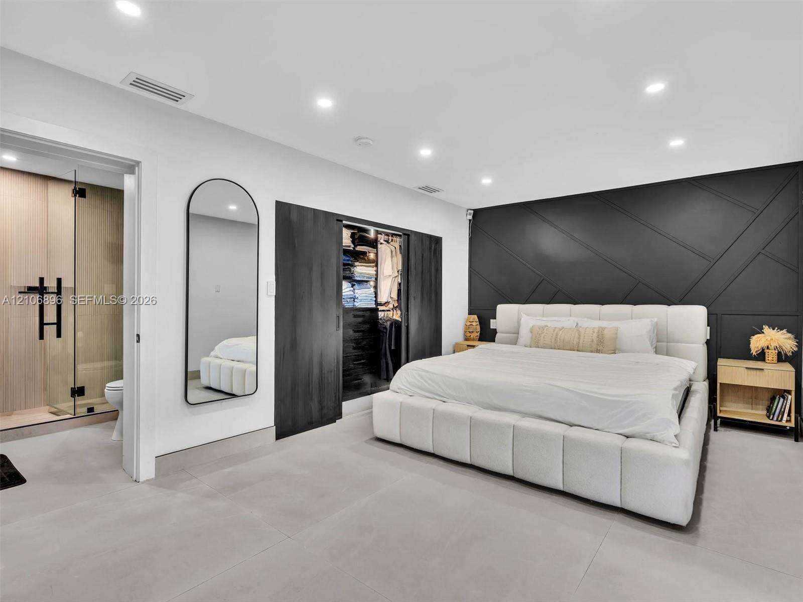 Hollywood | 4204 Van Buren St N/A | Picture 13