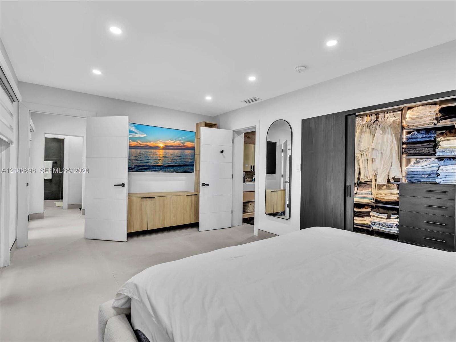 Hollywood | 4204 Van Buren St N/A | Picture 14