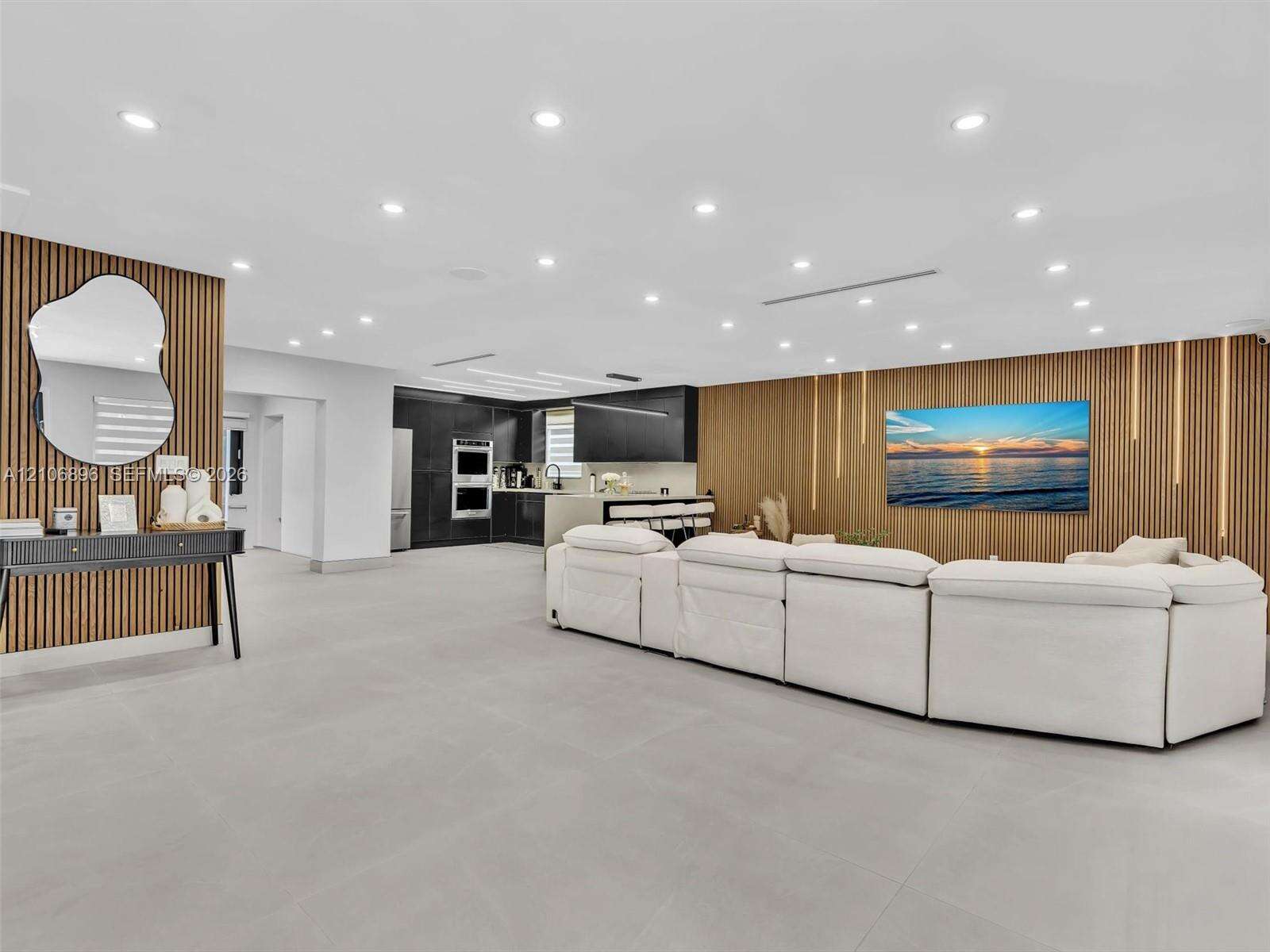 Hollywood | 4204 Van Buren St N/A | Picture 21