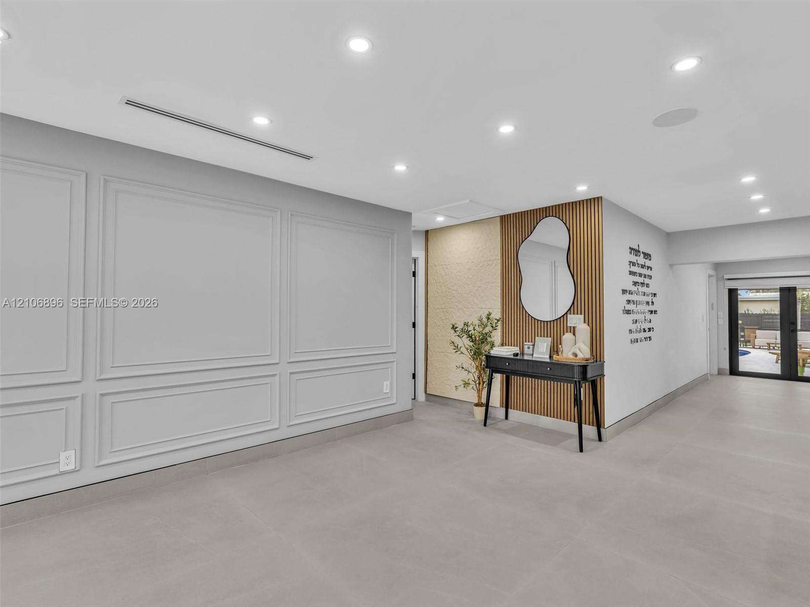Hollywood | 4204 Van Buren St N/A | Picture 24