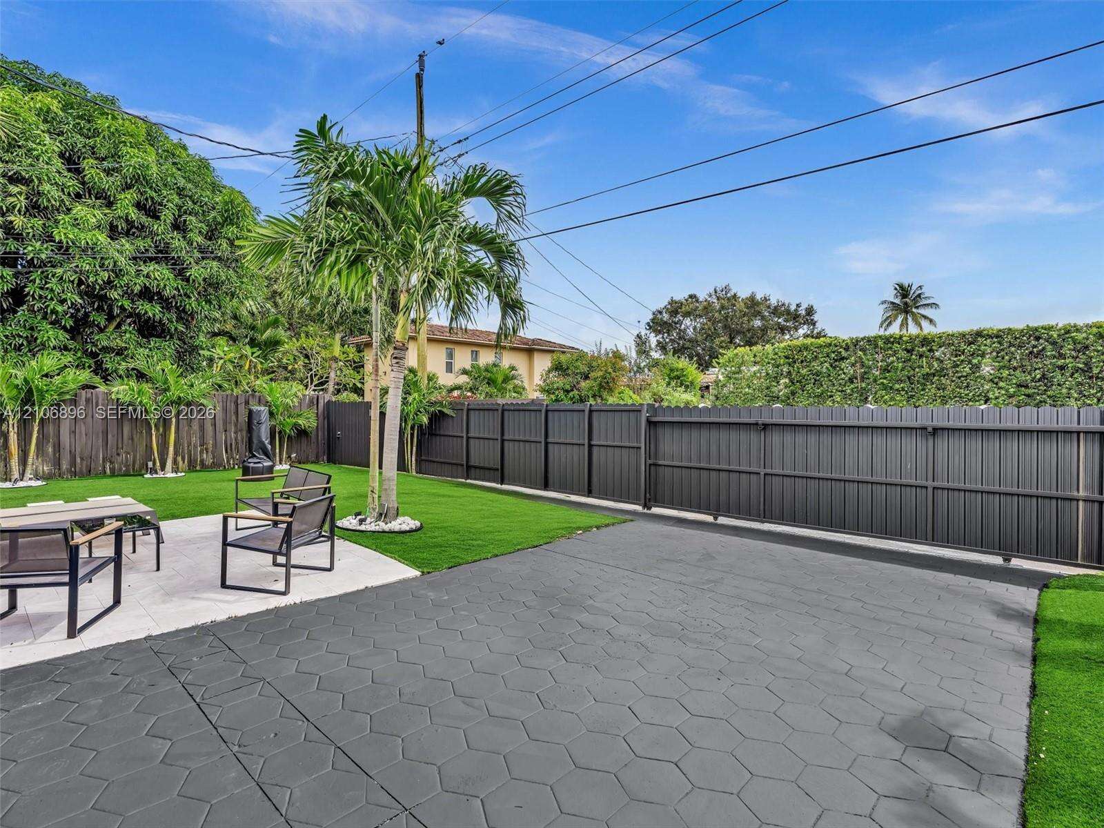 Hollywood | 4204 Van Buren St N/A | Picture 30