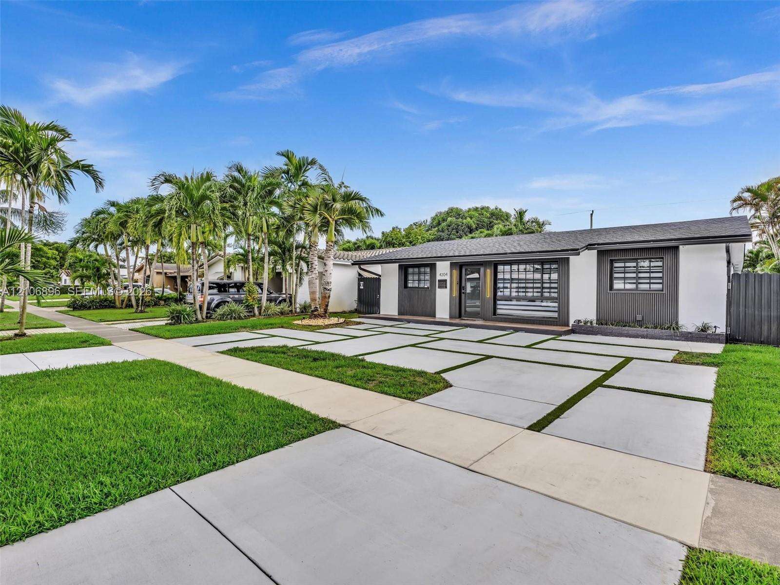 Hollywood | 4204 Van Buren St N/A | Picture 32