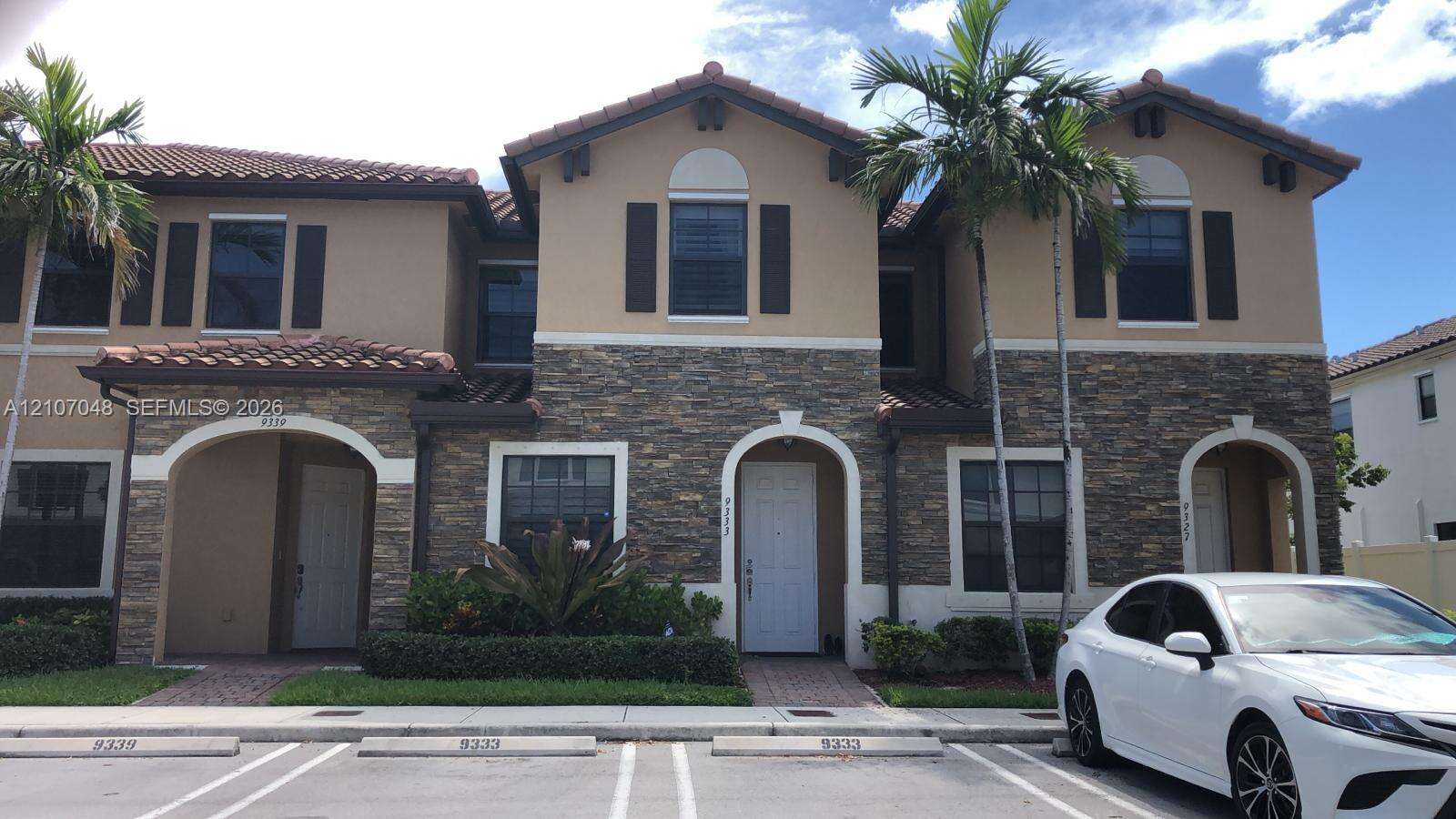 Hialeah Gardens | 9333 33rd Lane Unit #9333 | Picture 13
