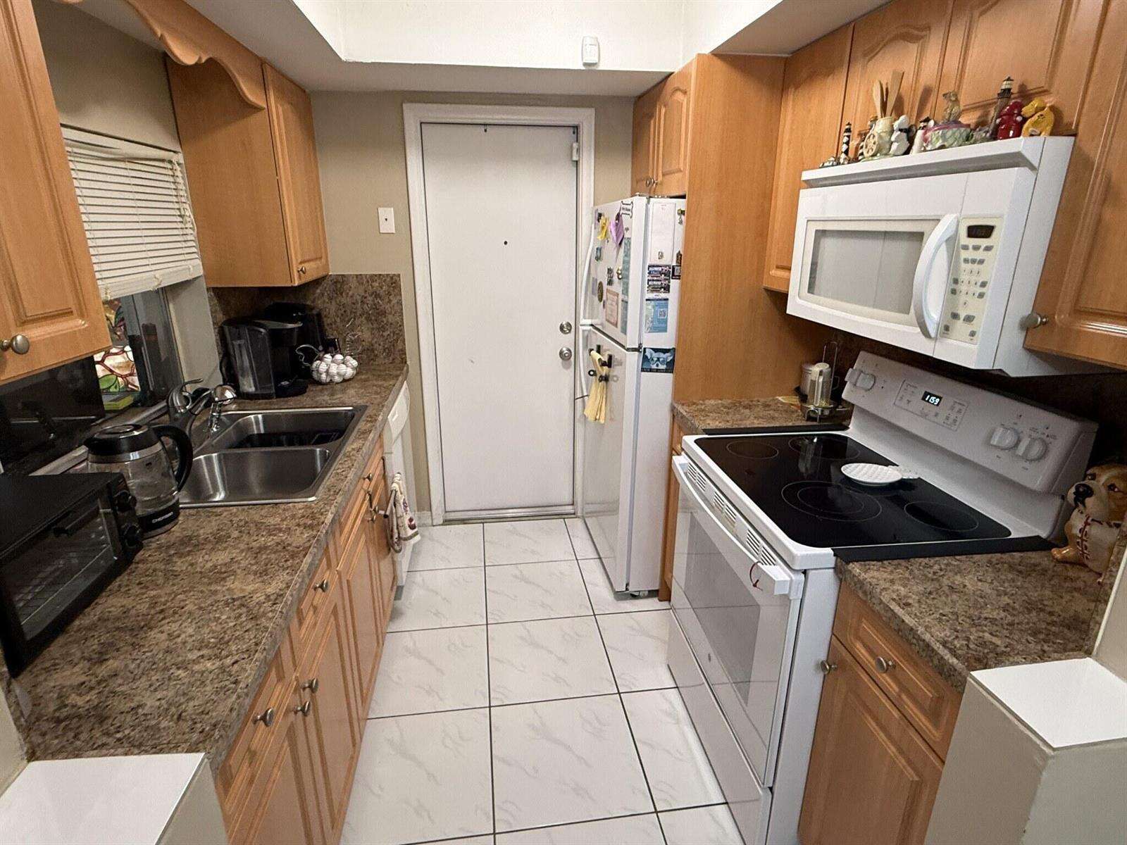 Sunrise | 2287 81st N/A | Picture 9