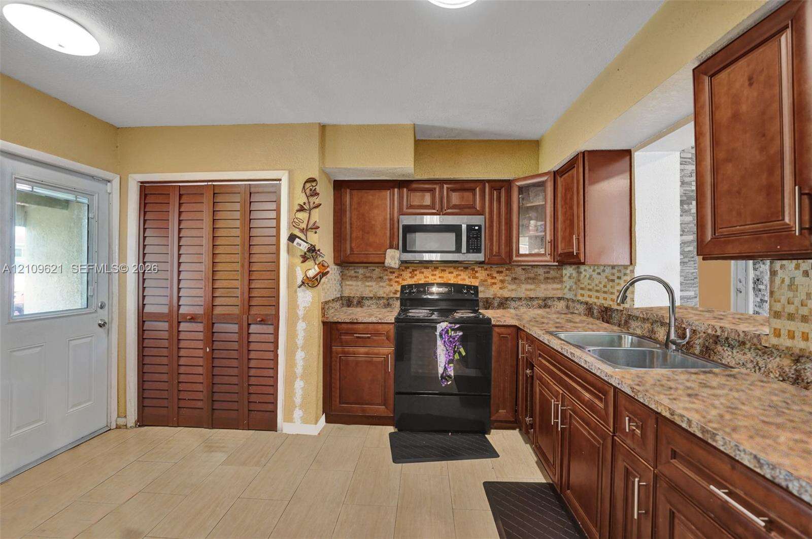 Pembroke Pines | 231 64th Way N/A | Picture 33