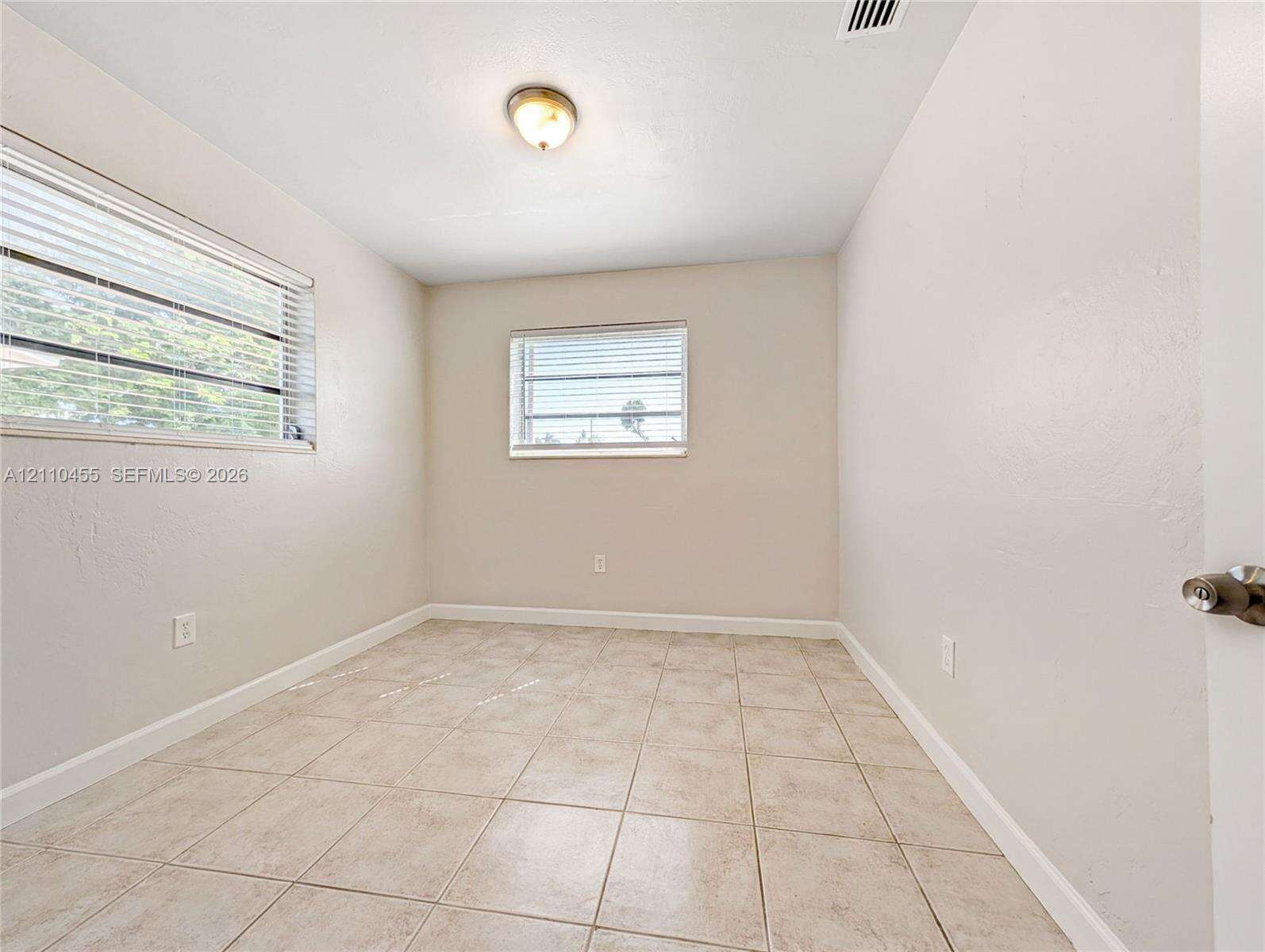 Miami | 10441 163rd St N/A | Picture 17