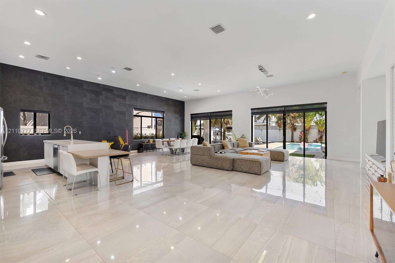 Fort Lauderdale | 4484 26th Ave N/A | Picture 3