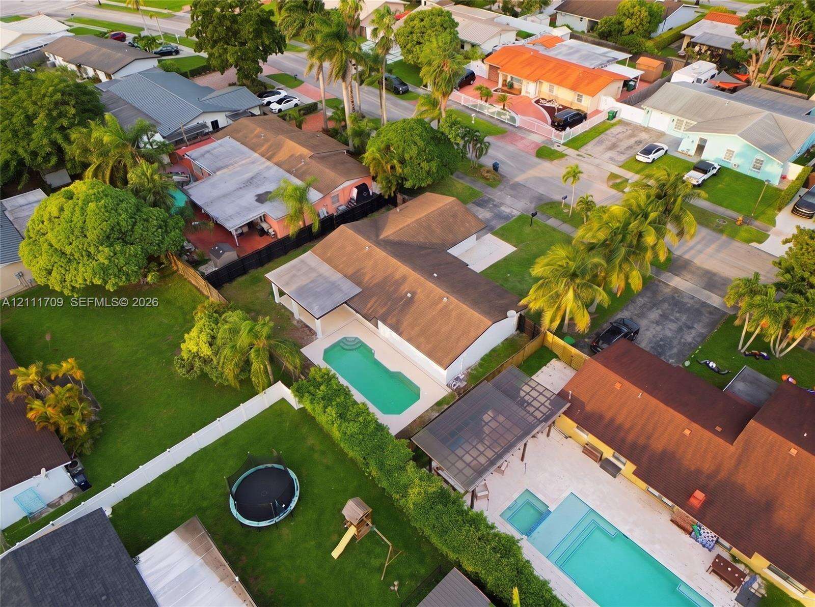 Miami | 13010 84th St N/A | Picture 2