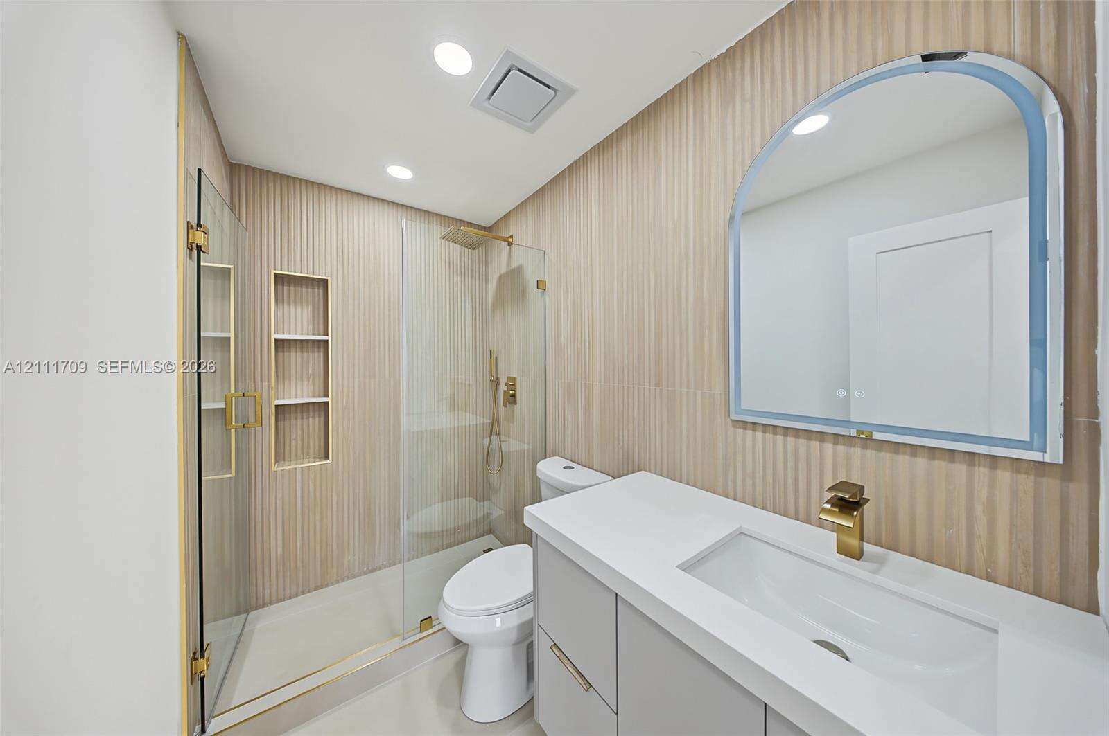 Miami | 13010 84th St N/A | Picture 12
