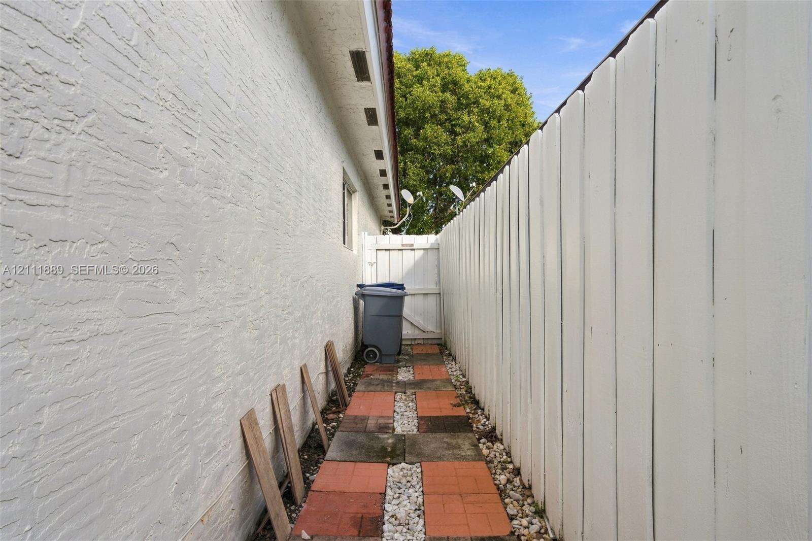 Miami | 14418 157th Path N/A | Picture 26