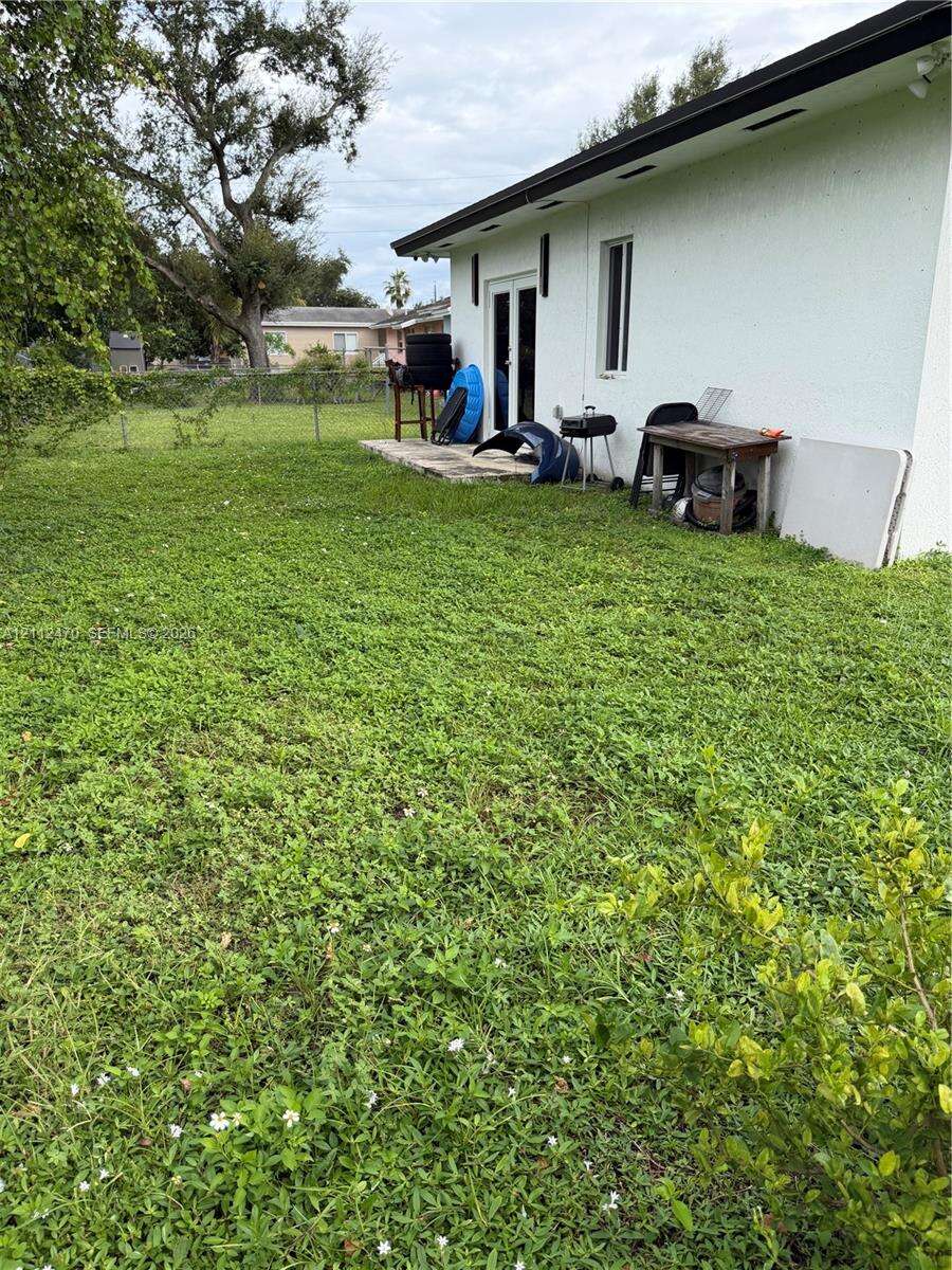 Miami Gardens | 1941 151st St N/A | Picture 3